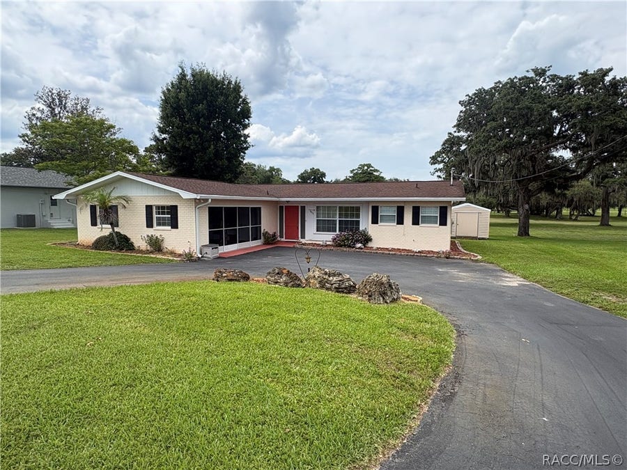 Property photo for 8839 E Sandpiper Drive, Inverness, FL