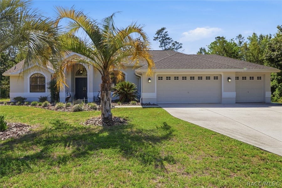 Property photo for 12 Floribunda Court, Homosassa, FL