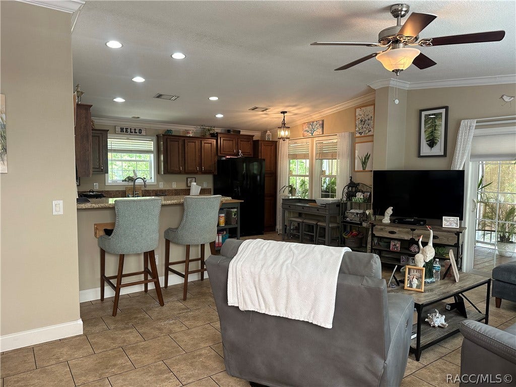 462 S Dew Plant Point, Crystal River, FL 34429 462 S Dew Plant Point, Crystal River, FL 34429