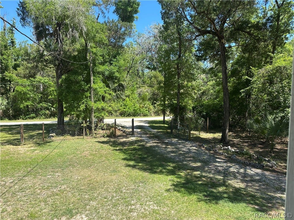 462 S Dew Plant Point, Crystal River, FL 34429 462 S Dew Plant Point, Crystal River, FL 34429