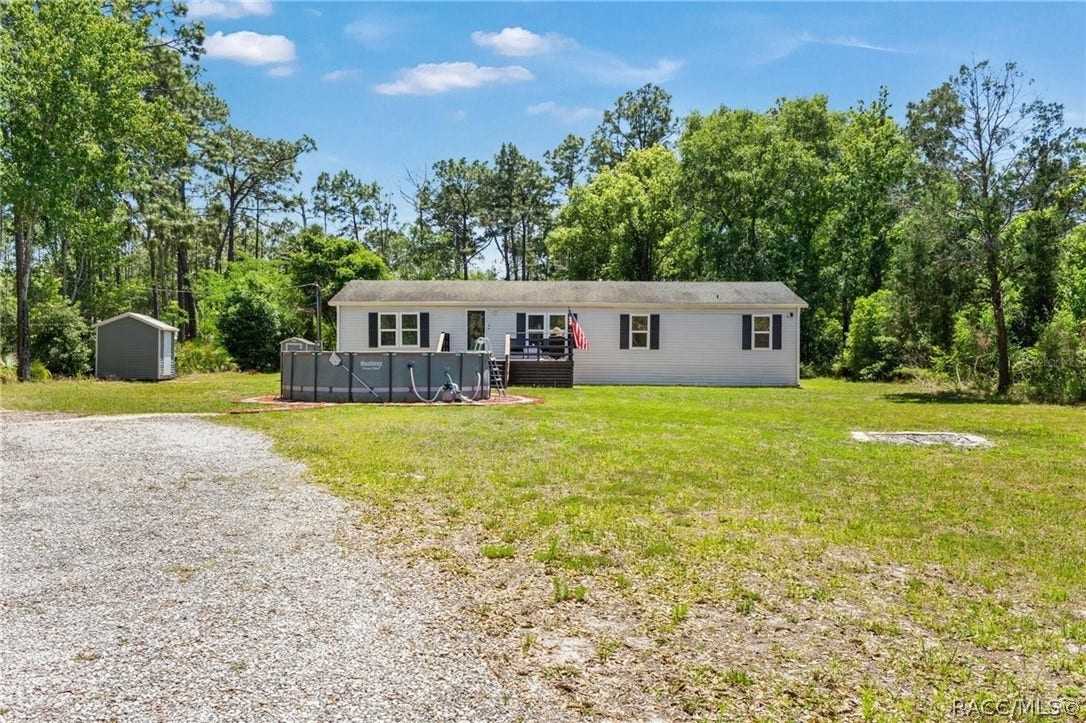 6886 W Edgewood Lane, Homosassa, FL 34448 6886 W Edgewood Lane, Homosassa, FL 34448