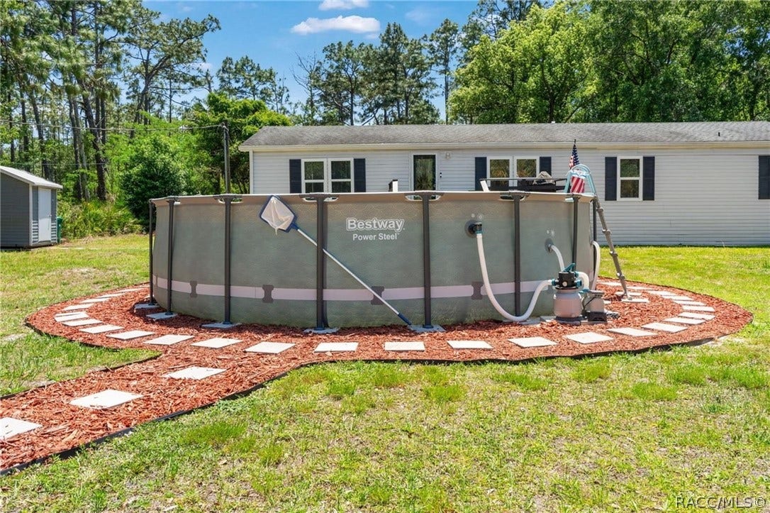 6886 W Edgewood Lane, Homosassa, FL 34448 6886 W Edgewood Lane, Homosassa, FL 34448
