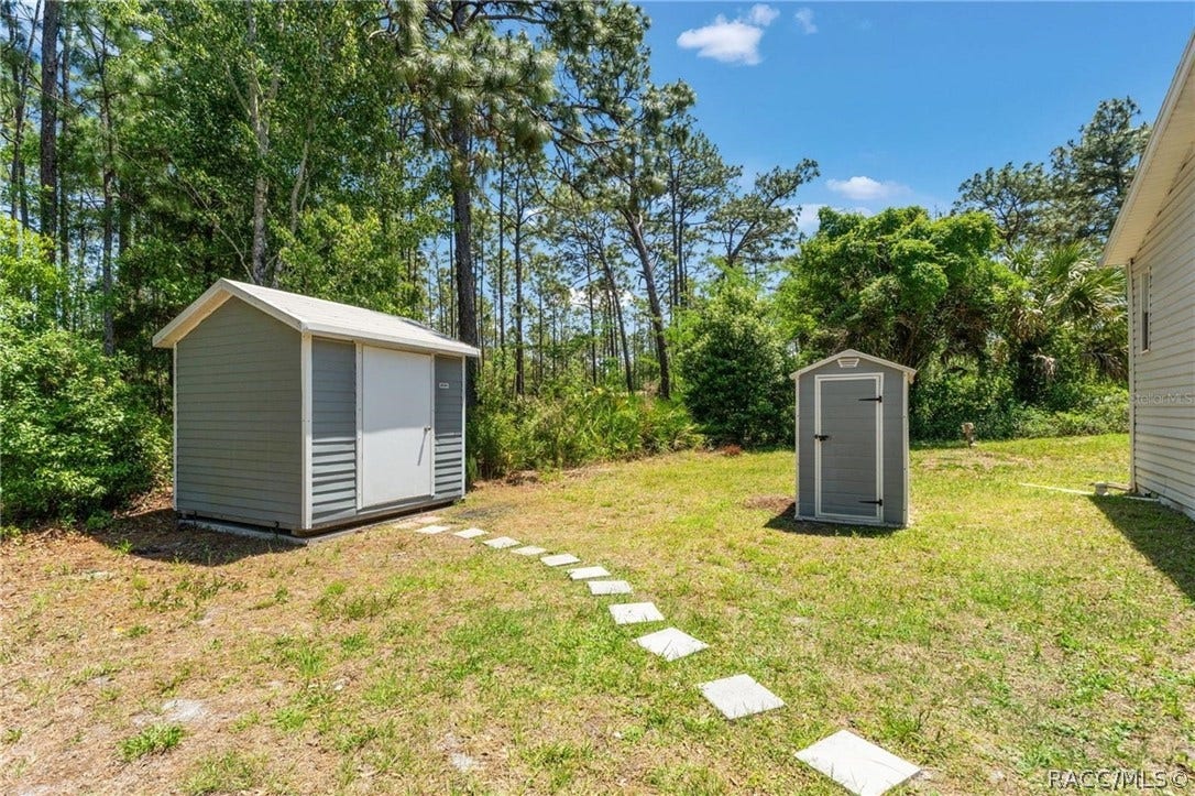 6886 W Edgewood Lane, Homosassa, FL 34448 6886 W Edgewood Lane, Homosassa, FL 34448