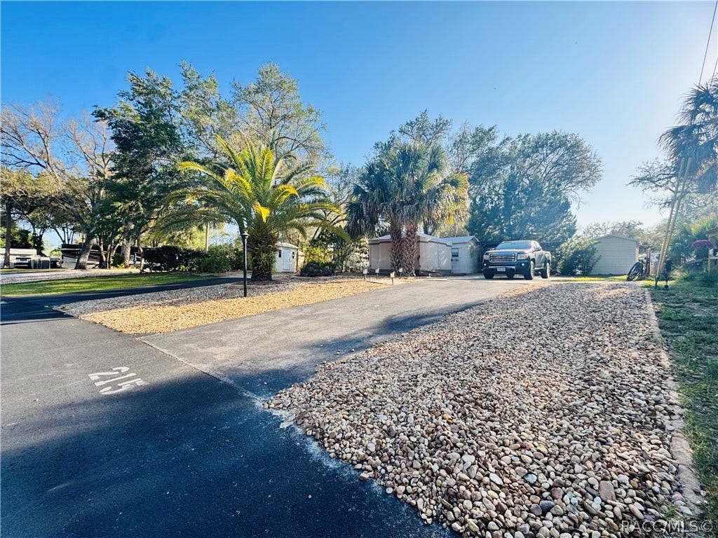 10173 N Suncoast (Lot #215) Boulevard, Crystal River, FL 34428 10173 N Suncoast (Lot #215) Boulevard, Crystal River, FL 34428