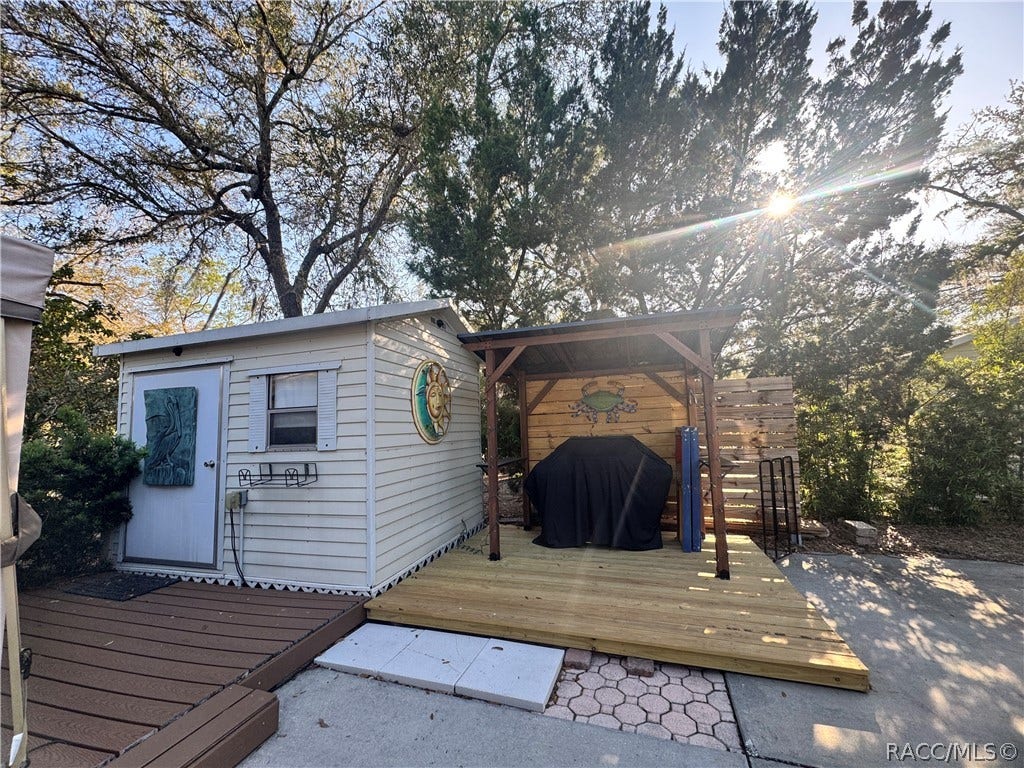 10173 N Suncoast (Lot #215) Boulevard, Crystal River, FL 34428 10173 N Suncoast (Lot #215) Boulevard, Crystal River, FL 34428