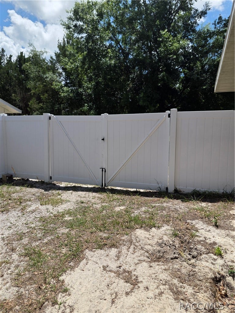 8219 W Trotter Lane, Homosassa, FL 34446 8219 W Trotter Lane, Homosassa, FL 34446