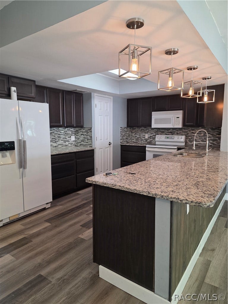 8219 W Trotter Lane, Homosassa, FL 34446 8219 W Trotter Lane, Homosassa, FL 34446