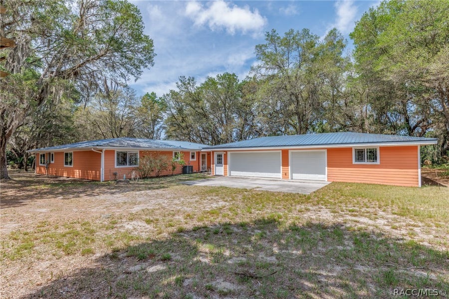 Property photo for 8977 W Emerald Oaks Drive, Crystal River, FL