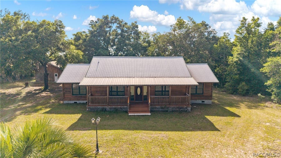 Property photo for 1230 SW Valencia Heights Avenue, Dunnellon, FL