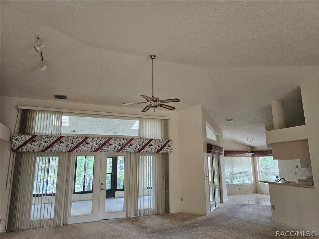 11718 W Riverhaven Drive, Homosassa, FL 34448 11718 W Riverhaven Drive, Homosassa, FL 34448