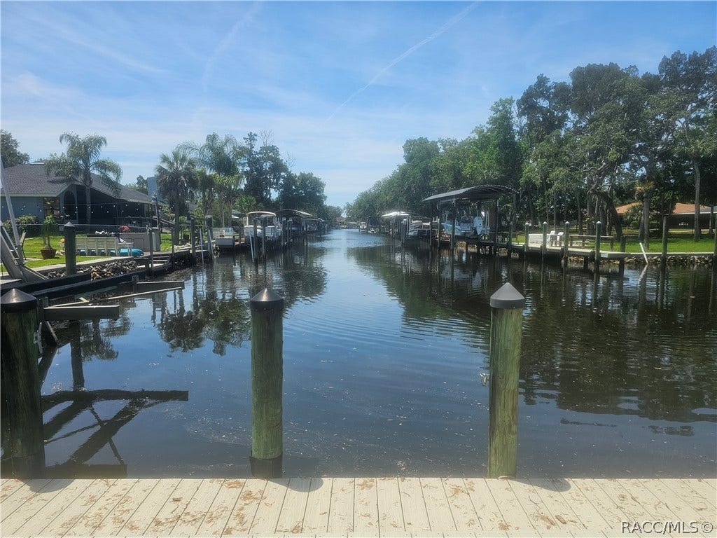 11718 W Riverhaven Drive, Homosassa, FL 34448 11718 W Riverhaven Drive, Homosassa, FL 34448