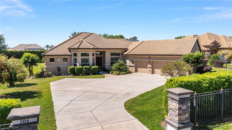 Property photo for 584 W Johnny Pesky Court, Hernando, FL