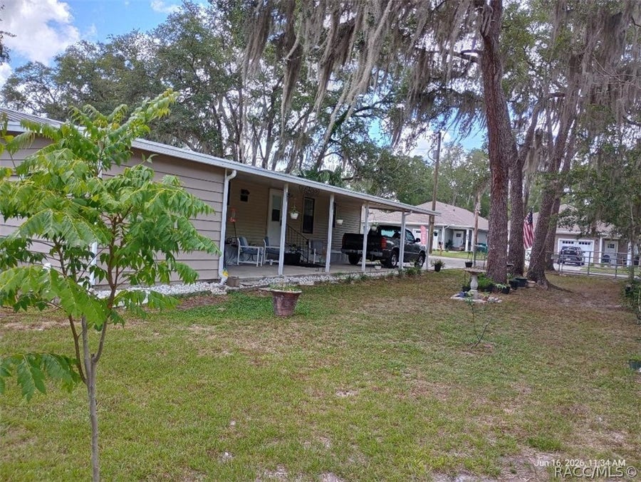 Property photo for 6411 W Flanders Lane, Crystal River, FL