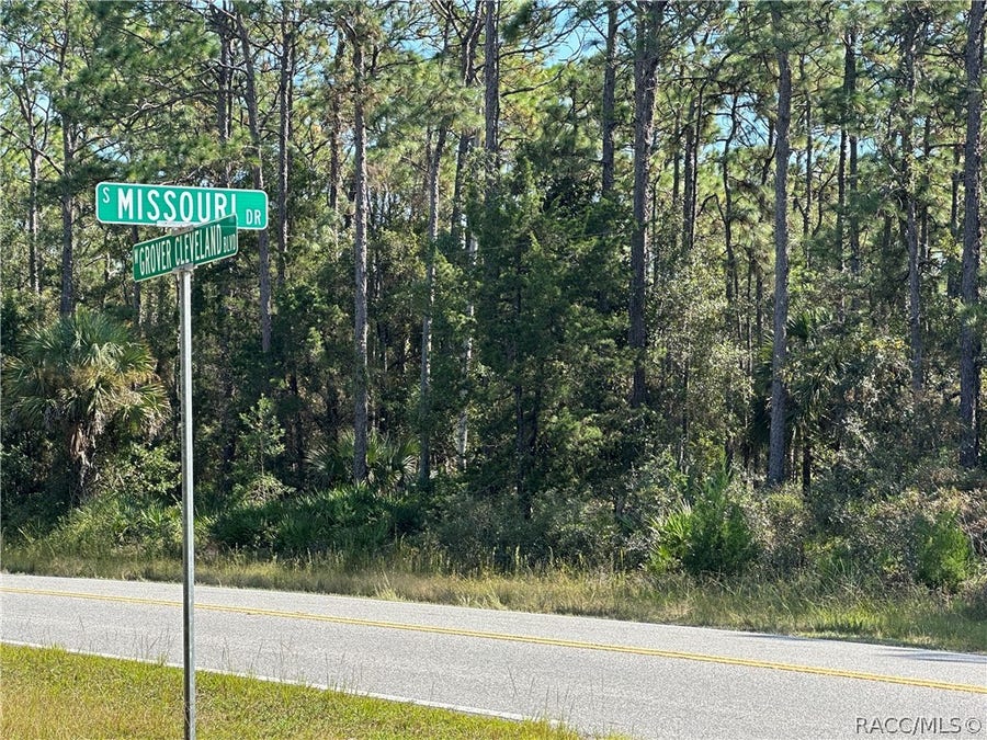 Property photo for 4025 S Missouri Drive, Homosassa, FL