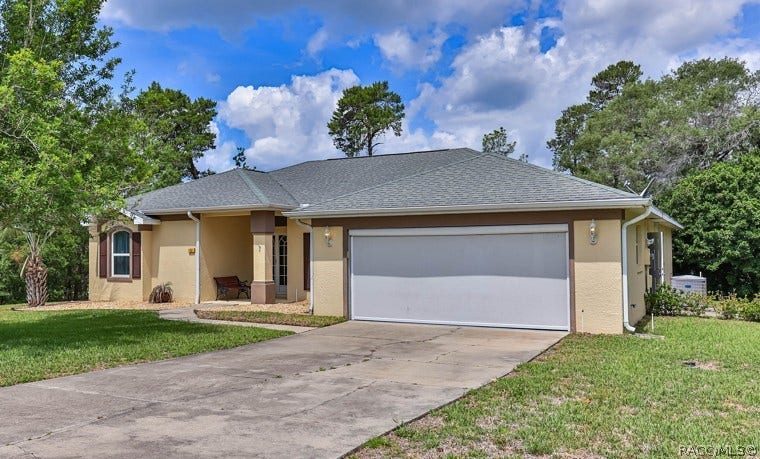 Property photo for 5 GERANIUM Drive, Homosassa, FL