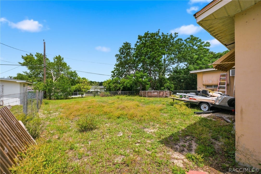 10 S Jackson Street, Beverly Hills, FL 34465 Rear Exterior