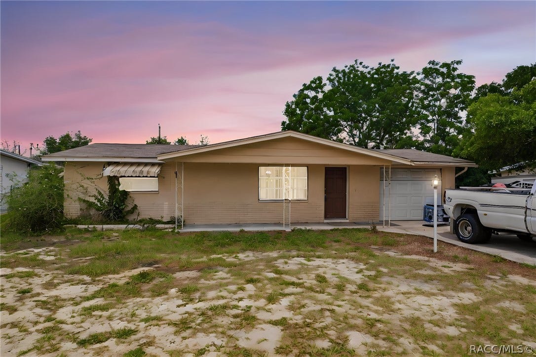 10 S Jackson Street, Beverly Hills, FL 34465 Twilight Enhanced