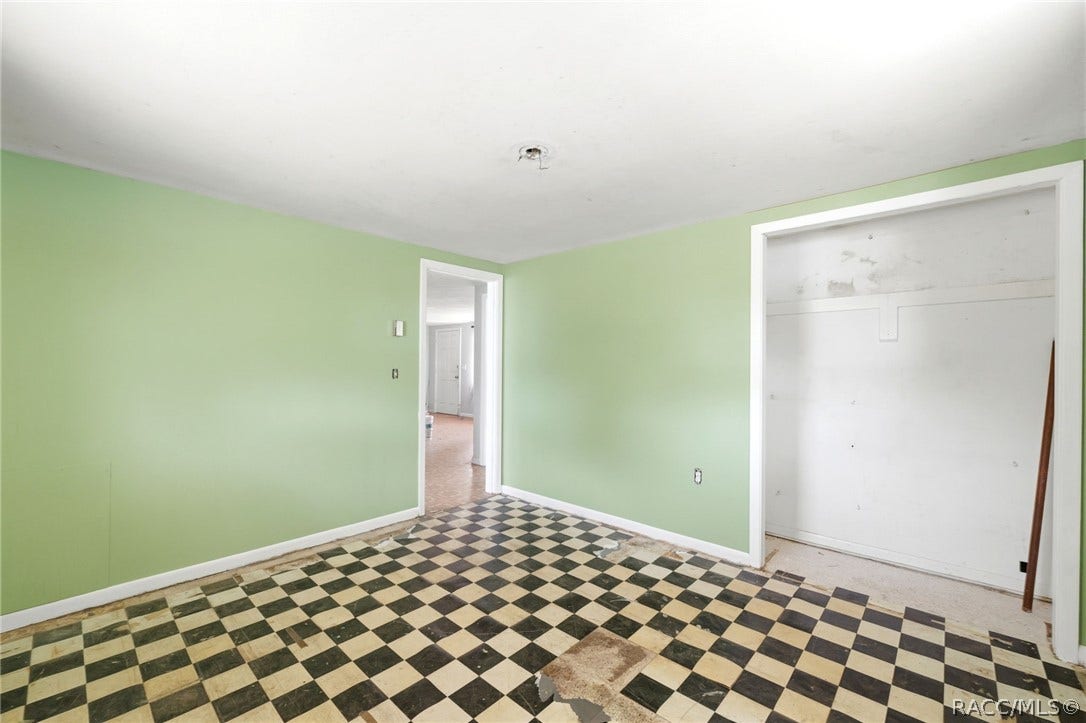 10 S Jackson Street, Beverly Hills, FL 34465 Primary Bedroom