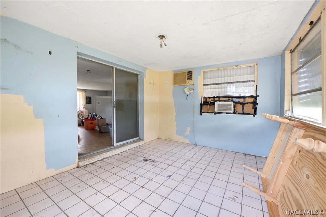 10 S Jackson Street, Beverly Hills, FL 34465 Sun Room