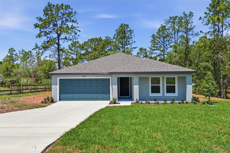 Property photo for 9822 N Angela Drive, Dunnellon, FL
