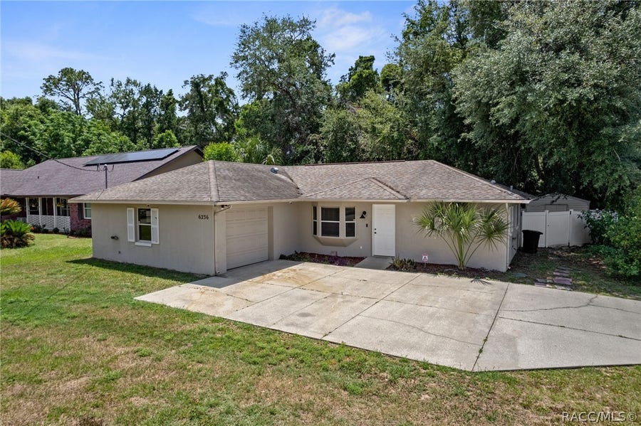 Property photo for 6236 W Pinedale Circle, Crystal River, FL
