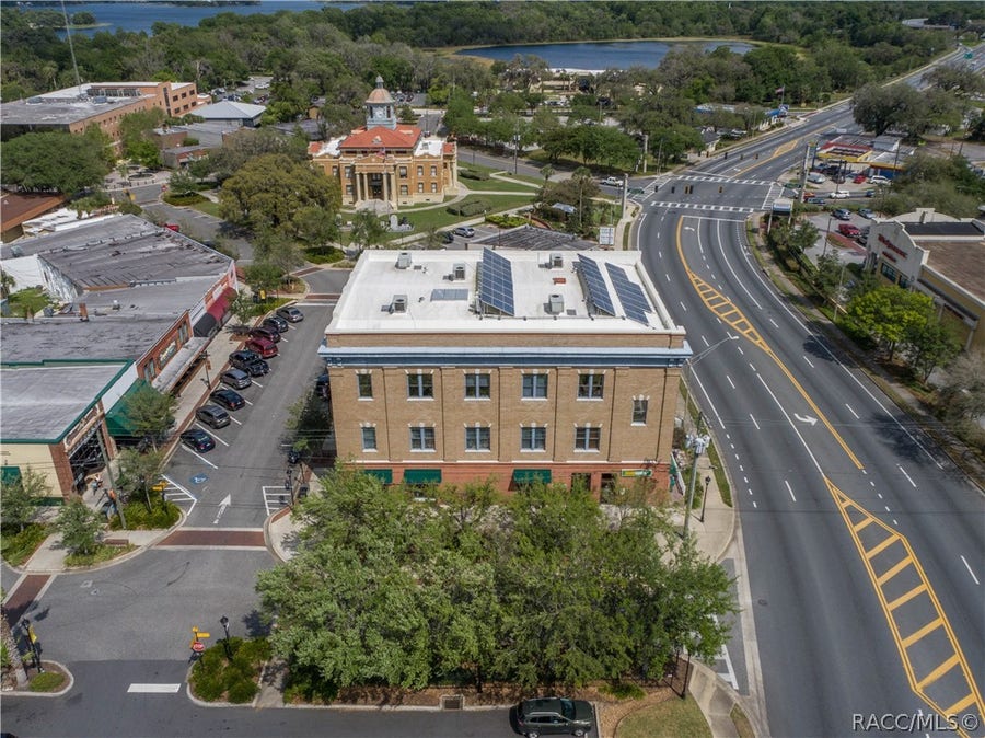 Property photo for 111 W Main Street, #204, Inverness, FL