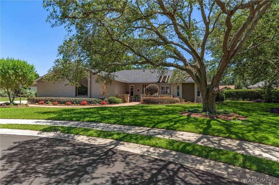 Property photo for 1330 N Hunterston Point, Crystal River, FL