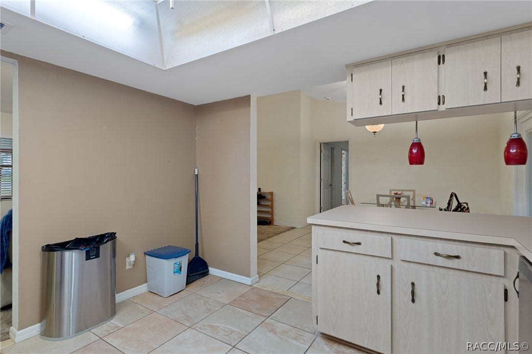 3754 S Apopka Avenue, Inverness, FL 34452 3754 S Apopka Avenue, Inverness, FL 34452