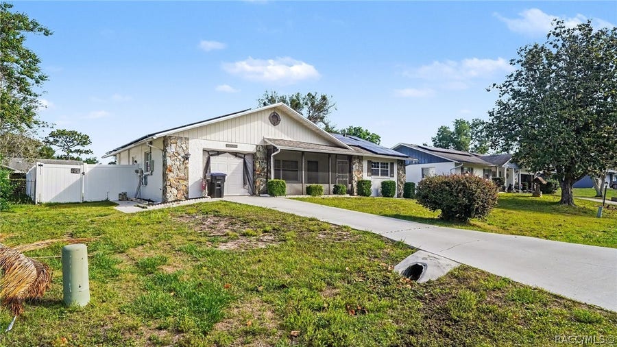Property photo for 163 W Royalfern Place, Beverly Hills, FL