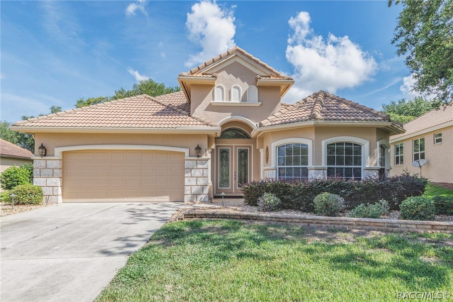 Property photo for 979 W Sun Valley Court, Hernando, FL