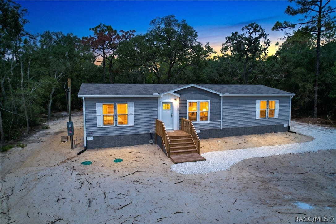 96 S Thayer Avenue, Lecanto, FL 34461 96 S Thayer Avenue, Lecanto, FL 34461