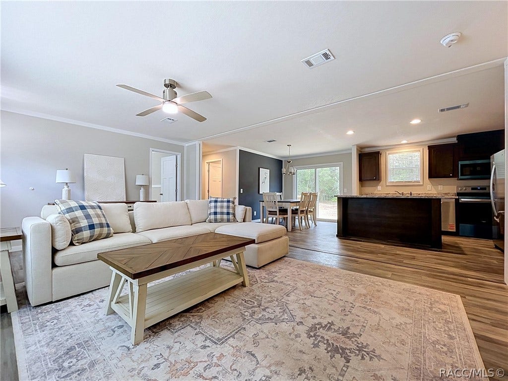 96 S Thayer Avenue, Lecanto, FL 34461 96 S Thayer Avenue, Lecanto, FL 34461