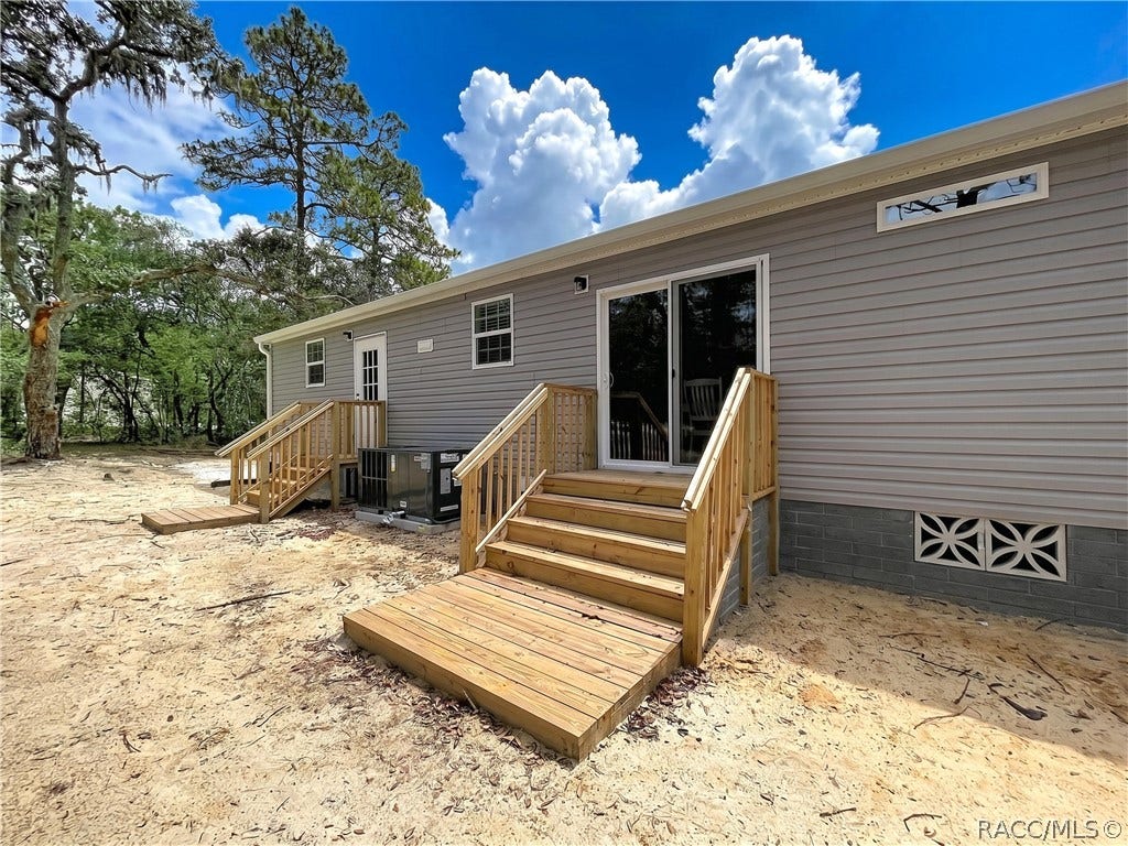 96 S Thayer Avenue, Lecanto, FL 34461 96 S Thayer Avenue, Lecanto, FL 34461