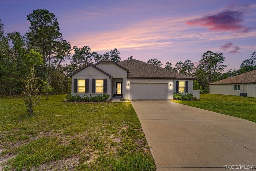 Property photo for 15 Lone Pine Street, Homosassa, FL