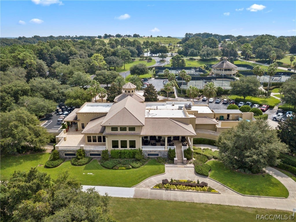 Skyview Restaurant and Club House (back)