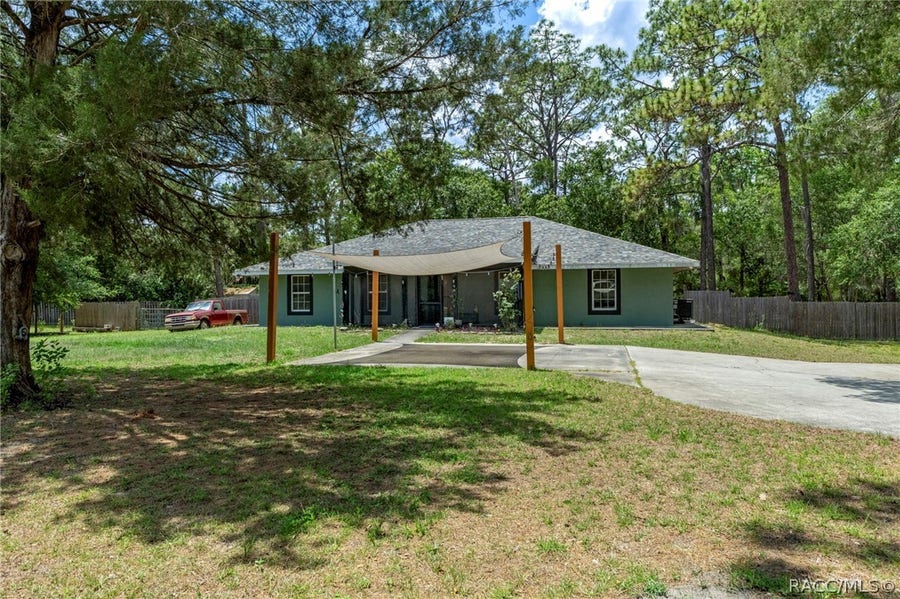 Property photo for 1710 S Iroquois Avenue, Homosassa, FL