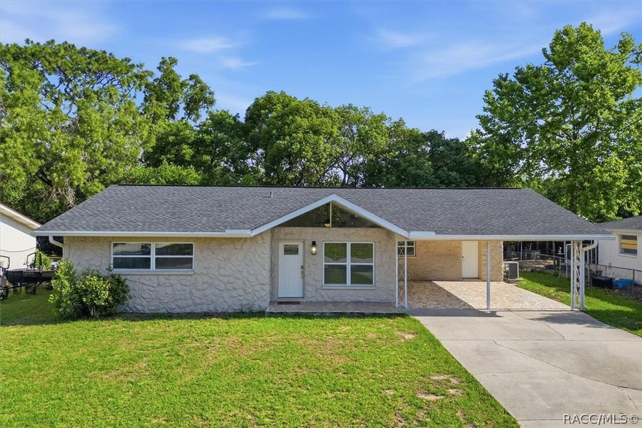 Property photo for 1163 SE 2nd Street, Crystal River, FL