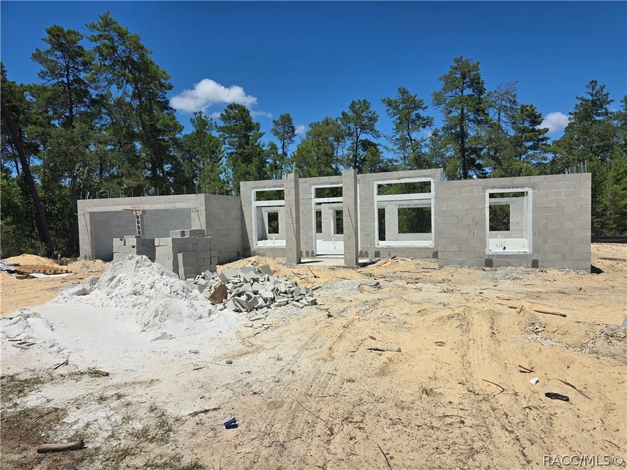 Property photo for 23 Statice Court, Homosassa, FL