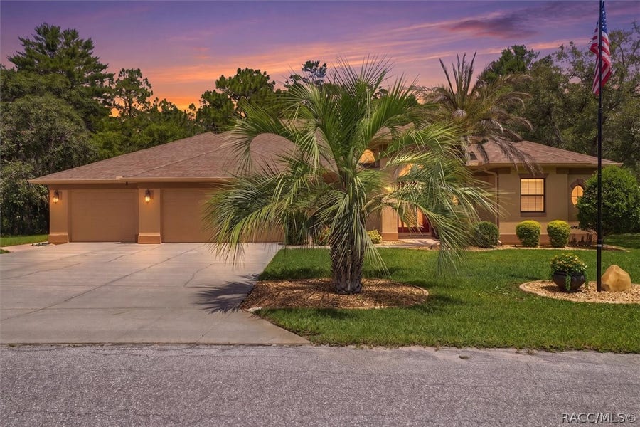 Property photo for 6 Heuchera Court W, Homosassa, FL