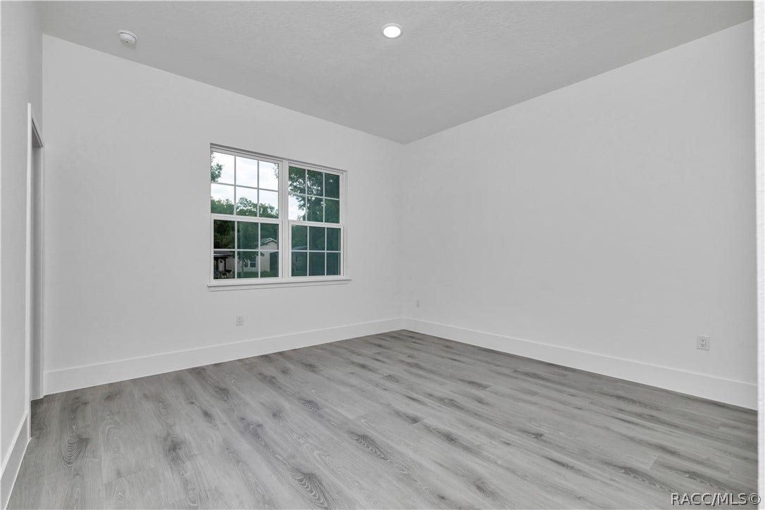 9879 N Caravel Terrace, Dunnellon, FL 34434