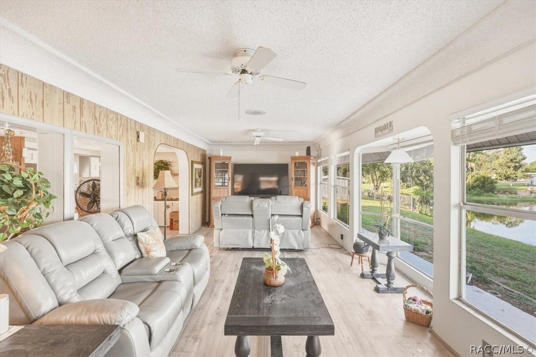 928 S Shad Terrace, Inverness, FL 34450 928 S Shad Terrace, Inverness, FL 34450