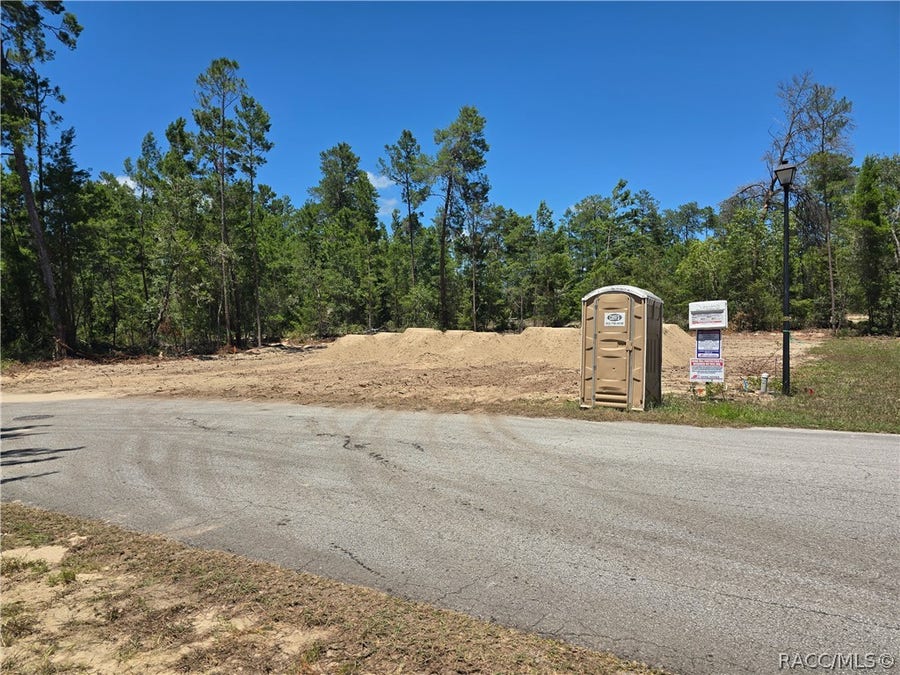 Property photo for 8 Dianthus Court, Homosassa, FL