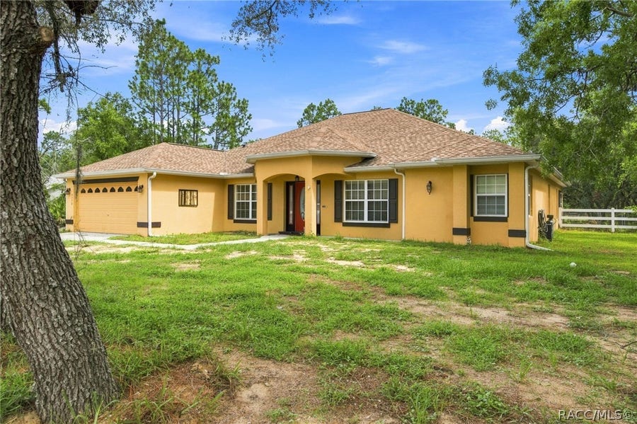 Property photo for 4350 W Horseshoe Drive, Beverly Hills, FL