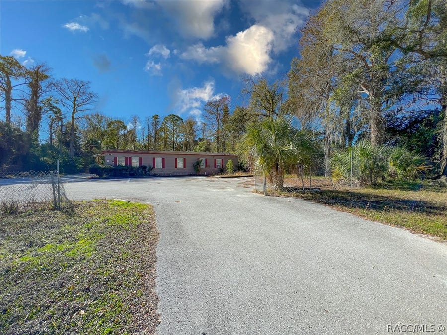 Property photo for 8144 W Grover Cleveland Boulevard, Homosassa, FL