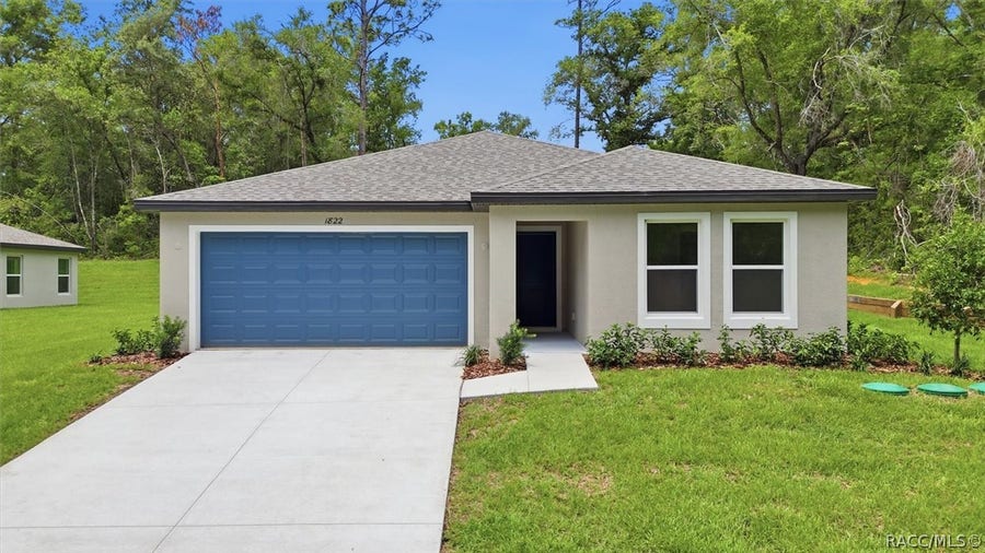 Property photo for 1822 W Lorraine Drive, Dunnellon, FL