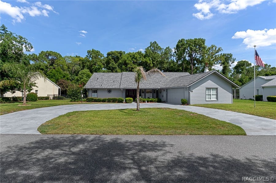 Property photo for 43 Linder Circle, Homosassa, FL