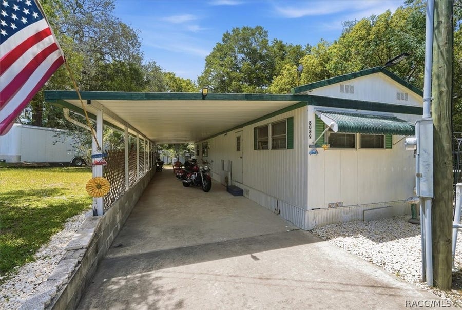 Property photo for 8089 E Skyline Lane, Floral City, FL
