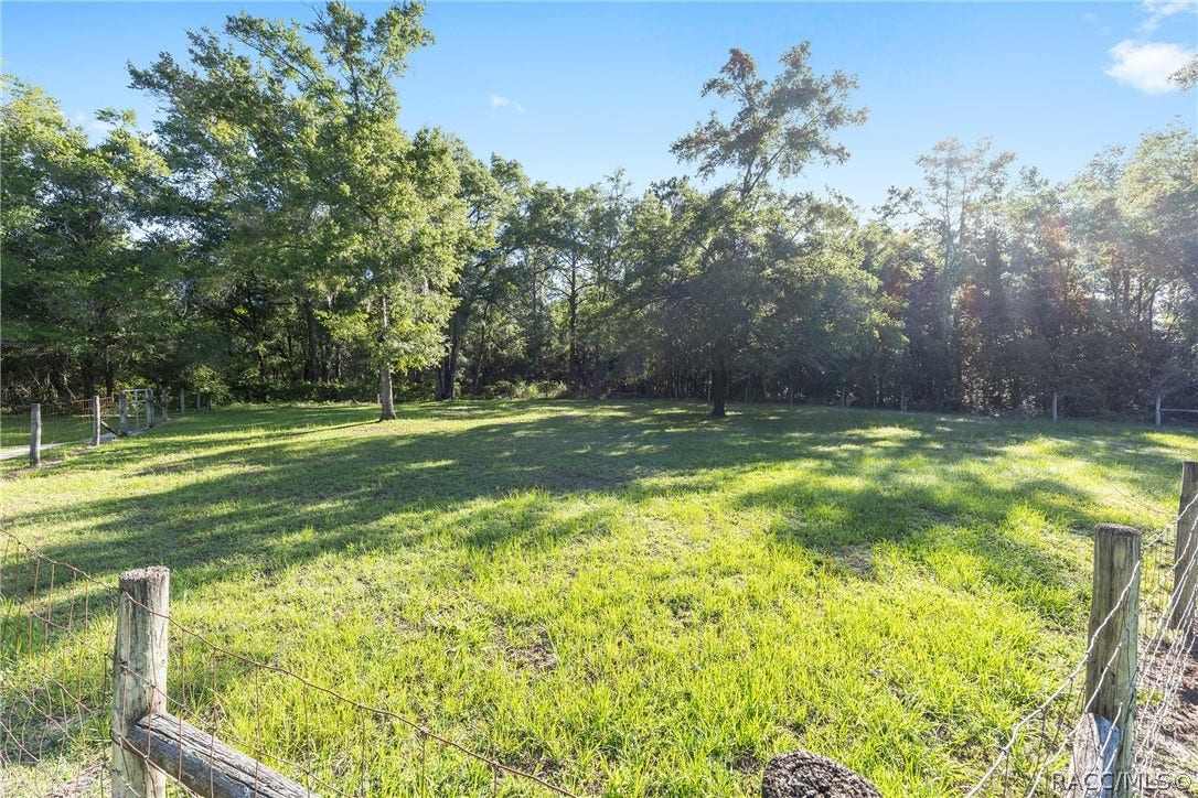 2657 E Hampshire Street, Inverness, FL 34453 2657 E Hampshire Street, Inverness, FL 34453