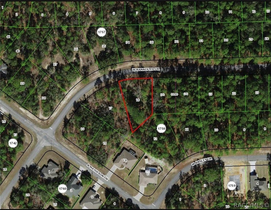 Property photo for 968 W Bannister Drive, Citrus Springs, FL
