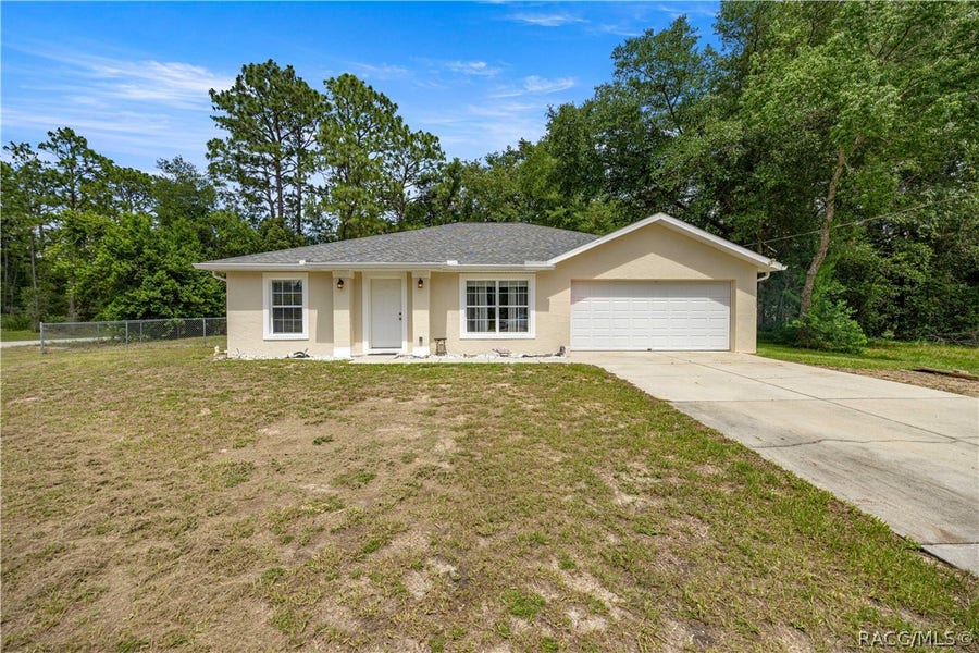 Property photo for 2720 W Royal Palm Drive, Citrus Springs, FL